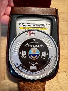 Lunasix Vintage Light Meter - Brown/Silver